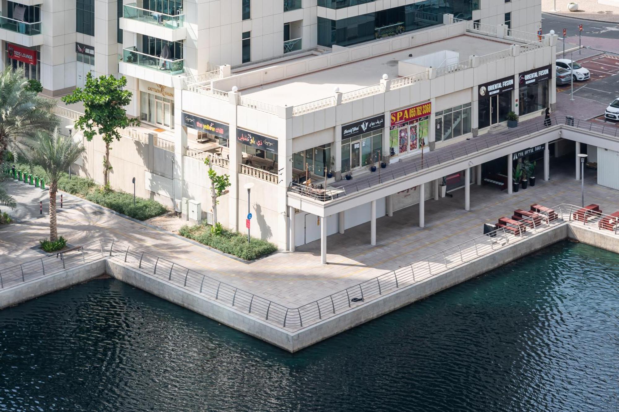 Upscale In Goldcrest Views Apartment Dubai