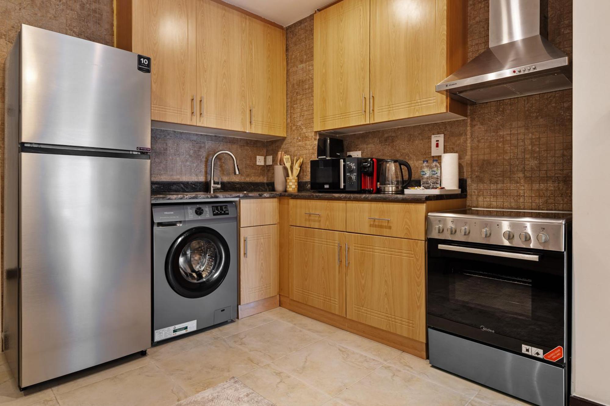Upscale In Goldcrest Views Apartment Dubai